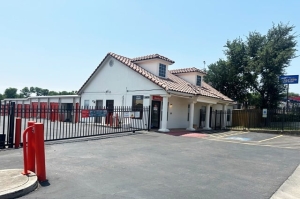 Public Storage - San Antonio - 13800 Nacogdoches Road - Photo 1