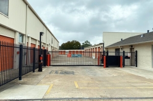 Public Storage - Jersey Village - 18106 Northwest Freeway - Photo 4