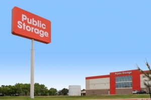Public Storage - Houston - 9811 North Freeway Picture of Public Storage - Houston - 9811 North Freeway
