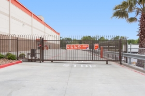 Public Storage - Houston - 9811 North Freeway Picture of Public Storage - Houston - 9811 North Freeway