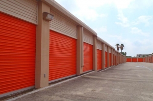 Public Storage - San Antonio - 7234 Blanco Road Picture 1 of Public Storage - San Antonio - 7234 Blanco Road - FindStorageFast.com