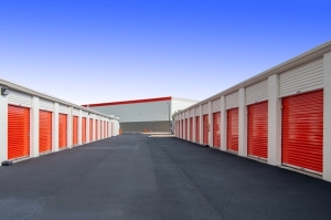 Public Storage - Largo - 199 Missouri Ave N - Photo 2