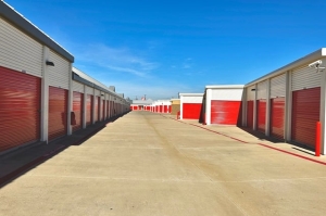 Public Storage - Roanoke - 855 Lois Street - Photo 2