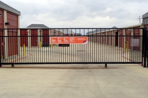 Public Storage - Roanoke - 855 Lois Street - Photo 4