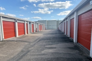 Public Storage - Conroe - 1450 I 45 South - Photo 2