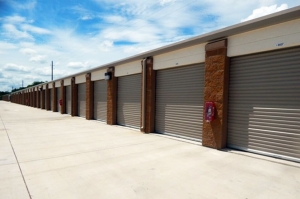 Public Storage - Pearland - 2760 Brownstone Place - Photo 2
