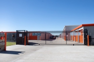 Public Storage - Dickinson - 5600 FM 646 Rd W - Photo 4