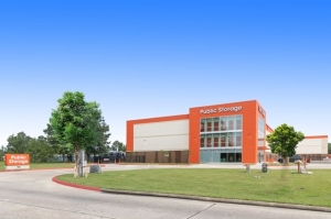 Public Storage - Kingwood - 755 Northpark Dr