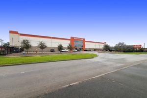Public Storage - Houston - 10200 S Main St - Photo 1