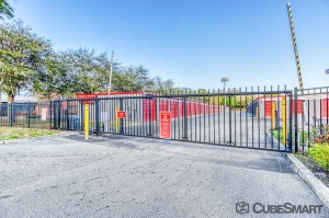 CubeSmart Self Storage - Winter Park - 965 S. Semoran Blvd. - Photo 3
