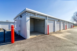 Your Extra Closet - Linwood - Photo 11