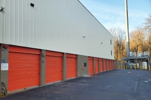 Public Storage - Staten Island - 1107 Goethals Road North - Photo 2