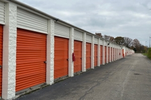 Public Storage - Parma - 11395 Brookpark Road - Photo 2