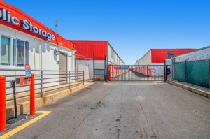 Public Storage - Philadelphia - 6225 Oxford Ave - Photo 4