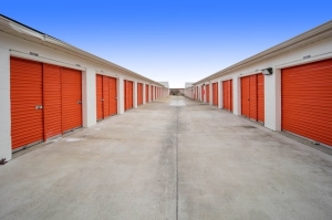 Public Storage - Laurel - 8707 Cherry Lane - Photo 2