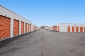 Public Storage - Grove City - 4021 Marlane Dr - Photo 2