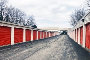 Public Storage - Carmel - 1099 N Rangeline Road - Photo 2