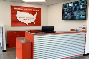 Public Storage - Carmel - 1099 N Rangeline Road - Photo 3