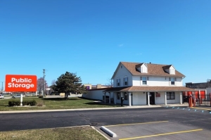 Public Storage - Sterling Heights - 36260 Van Dyke Ave - Photo 1