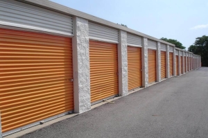 Public Storage - Shelby Township - 2100 W Utica Road - Photo 2