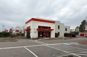 Public Storage - Summerville - 2046 N Main St - Photo 1