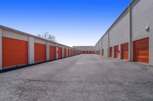 Public Storage - Frederick - 396 Prospect Blvd - Photo 2