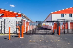 Public Storage - Farmingdale - 47 Broadhollow Road - Photo 4