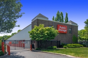 Public Storage - Miller Place - 922 Route 25A