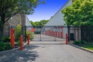Public Storage - Miller Place - 922 Route 25A - Photo 4
