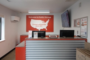 Public Storage - Oxon Hill - 5000 Indian Head Hwy - Photo 3