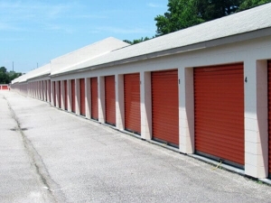 Public Storage - Clayton - 172 Veterans Pkwy - Photo 2