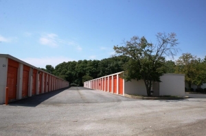 Public Storage - Dundalk - 8800 Wise Ave - Photo 2