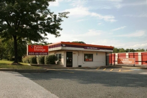Public Storage - Dundalk - 8800 Wise Ave