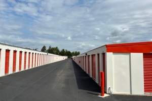 Public Storage - New Castle - 3801 N Dupont Parkway - Photo 2