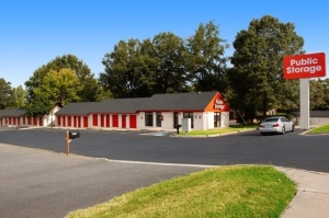 Public Storage - Charlotte - 9400 S Tryon St