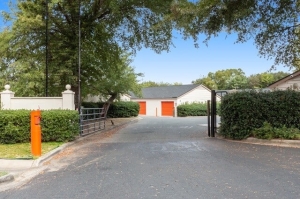 Public Storage - Charlotte - 9400 S Tryon St - Photo 4