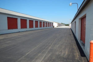 Public Storage - Greenville - 9 Saluda Dam Road - Photo 2