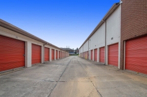 Public Storage - Frederick - 48 Thomas Johnson Drive - Photo 2