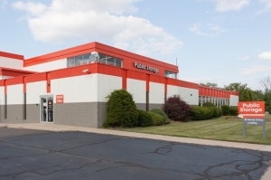 Public Storage - Madison Heights - 1020 W 13 Mile Rd - Photo 1