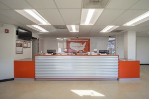 Public Storage - Silver Spring - 11315 Lockwood Dr - Photo 3