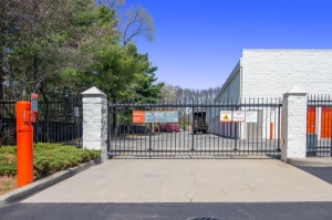 Public Storage - Nesconset - 770 Nesconset Hwy - Photo 4