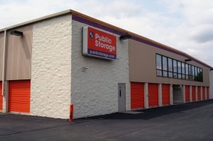 Public Storage - Roseville - 30340 Gratiot Ave - Photo 2