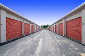 Public Storage - St Louis - 11580 Page Service Drive - Photo 2