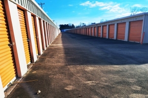 Public Storage - Chattanooga - 6497 E Brainerd Road - Photo 2