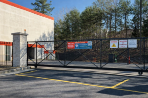 Public Storage - Hoover - 2940 John Hawkins Pkwy - Photo 4