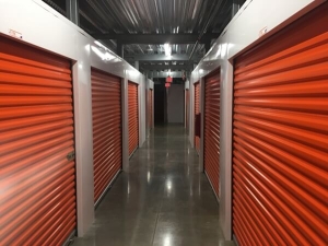 Public Storage - Huntersville - 10219 Bryton Corporate Center Dr - Photo 2