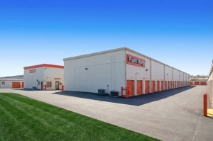 Public Storage - Nashville - 450 McNally Drive