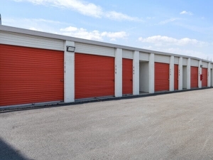 Public Storage - Carol Stream - 440 E Saint Charles Rd - Photo 2
