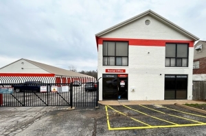 Public Storage - St Louis - 11837 Benham Road - Photo 1