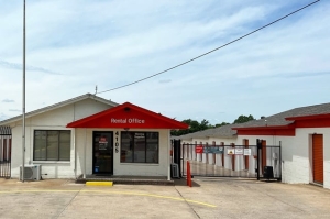 Public Storage - Oklahoma City - 4105 S May Ave - Photo 1
